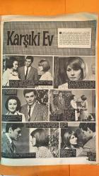 FOTOROMAN HAFTALIK MECMUA DERGİSİ -  SAYI: 48 - 13 NİSAN 1965 - LINDA - GUIDO - ALBA - FABRIS - DOKTOR GUIDO SELMİ - AVUKAT KORTİS - KATERİN BELGERİ - ADA - BRUNO - SILVİYO - LİZA - NELLİ - MIKE BONCORNO - PAOLA - PARİHAN - AHMET - SELMA - NERMİN - GÜZEL KATERİN FOTOROMANI - ACI HATIRA FOTOROMANI - KALBE GİDEN YOL FOTOROMANI - BATAKLIK ÇİÇEKLERİ FOTOROMANI - KARŞIKI EV FOTOROMANI - AKSİLİK ÜSTÜNE AKSİLİK FOTOROMANI - BLENDAX SHAMPOO REKLAMI - HAIR SPRAY NET REKLAMI  -  32 SAYFA
