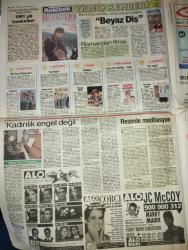 HÜRRİYET KELEBEK GAZETESİ DOĞUM GÜNÜ GAZETESİ-6 Mart 1992-Gima -kadınlık engel değil-gökçen koray-ziraat yüksek mühendisi-tuğrul Koray- nabza göre kaset-fatih Erkoç- Belgin önal-ender güzey- Erol diksoy-her işinin hakkını veriyor-gökçen Koray- pekcan orkestrası-yol verina dostlar-piyale çorbadan-piyale kuşaklar boyu güvenle- hiç estetik ameliyatı olmadım-nükhet Duru- beyaz diş- video rehberi-çizgi film-duygusal-savaş- yerli Kabare-macera- cici Can'ın maceraları- superman-zor seçim-oyunun sonu-gelibolu-savaşın ödülü-sezen Aksu söylüyor bülbül-büyük kabarık- biz Melek değiliz-anaokulu polisi-problem çocuk-ay çarpışması-filmin konusu- berna tuna-alo bilgi- vizyon- akan sular şarap olsa-bilmemek ayıp değil-azize bergen-muzaffer buyrukçu-cemal dündar-burçlar- sağlık danışmanı Doktor gündüz tezmen-cinsel sorunlar- psikolog Doktor muhteşem nejat-sevgili Güzin abla-evlilik köşesi-zeynep uğur-karikatür- allah kelamı Kur'an meali-doçent Doktor Yaşar Nuri öztürk-cuma minberi- kur'an'daki İslam