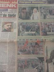 Milliyet renk gazetesi DOĞUM GÜNÜ GAZETESİ  - 20 şubat 1986-Kemal Tahir-Halit Refiğ-Cemil-Bakir Sami-Selahattin-Niyazi Er-Erşin Pertan-Erol Akçay-Melahat Arıkan-Üstün Korugan-Maria Santi-Riccardo Bonacini-Pierro-Giray Elmalı-Cemile Kutgün-Müjdat-Perran-Arif Meşhur-İrfan Özbakır-Lana Turner-Levent Kırca-Oya Başar-İnci Aslan-Taner Aslan-Rıfat Ilgaz-Nevzat Er-Cemile-Kenan-Ayşe-Süheyla-Kenan Pars-Melike Zobu-Cemil Can Ali-Sevilen Anne  Yorgun Savaşçı-Ayasofya’da cuma namazı-Milyarlık cimriler-Evlilik için hazır mısınız-Köle Isaura böyle bitmesin-Kütüphaneye yardım-Şarkıcılık heyecanı-Şahin Tepesi’nde panik var-Geç Gelen Mutluluk-Tef-Aile Kasabı-Videodan haberler-İzmirli çalışan kadınlar-Kadın Dünyası-Modern Türk pulları-Sorular ve yanıtlar-Çamaşır-Temizlik-Çocuk Bakımı-Tava Böreği-Bu kadının hayatı roman-Mutluluk üçgeni-Gitti bağlama geldi utlu-RED KİT Daltonların Namusu  Yorgun Savaşçı-Geç Gelen Mutluluk-Köle Isaura-Müjdat ile Perran-Basitir Viking-Kont Seni Beni-Küçümen-Süper Veli-Dalton