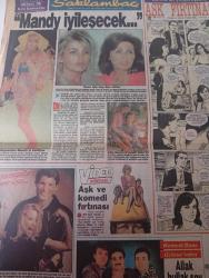 Saklambaç gazetesi DOĞUM GÜNÜ GAZETESİ  - 11 eylül 1990-Sezen Aksu-Ülkü Giray-Muazzez Sayıl-Filiz Özten-Fahrettin Aslan-Senay-Şerif Yüzbaşıoğlu-Hümeyra-Nesrin Topkapı-Caroline Kennedy-Ted Kennedy-Edward Kennedy-İclal Eroğlu-Yıldırım Gürses-Yusuf Çınar-Erdal Ünlü-Cemal Pehlivan-Mandy-Orhan Ünal-Henry Caner-Yakup Kamer-Güzin Abla-Nazmi Ziya-Vedat Yenerer-Faruk Geç-Kenan Korkmaz  Kadın yöneticiye nazik davranıyorlar-Dul demek sadece yalnızlık değildir-Allah yürü ya kulum dedi-Yalnız yaşamak çok zor-Böyle modaya can kurban-Hemen hemen her kışlık kıyafetimde bere kullanırım-Gelin bir bere örelim-Kıyafetlerinizi aksesuarlarla tamamlayın-Seni seviyorum-Ölüm Busesi-Ekranda kapanmadım aksine açıldım-Merak etmeyin flört etmiyoruz-Konser kraliçesi-Bu güzel dünyaya erkek olarak geldi-Karpuz şov-Kesin şu gürültüyü-Babayla çocuk arasına girmeyin-Dostumuz devler-İlgisizlik yüzünden kambur kaldım-Güzellik: Sihirli ekran-Mandy iyileşecek-Aşk fırtınası-Aşk ve komedi fırtınası-Allak bullak şov