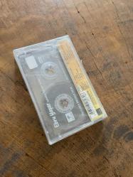 EBRU YAŞAR - AŞKIMIZ BURAYA KADAR - KASET (JELATİNİNDE)