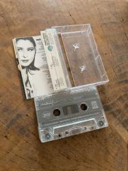 NİLÜFER - YİNE YENİ YENİDEN - KASET