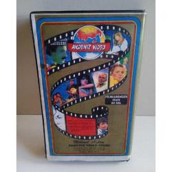 VHS Video kaset Pir Sultan Abdal Fikret Hakan. Alman baskı. Kap ve kartonetinde zamana bağlı yıpranmalar mevcut