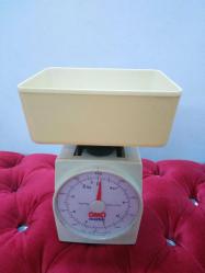 Vintage OMO Matik Mutfak Terazisi – Nostaljik Koleksiyonluk