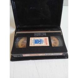 Vhs Video Kaset şalvar davası Şener Şen Müjde Ar. Alman baskı.