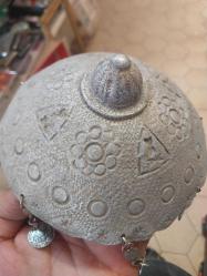 OSMANLI TEPELİK.Tepelik. Türkmen Gelin Tepeliği,   Nadir Çıkan Aliminyum Gelin Tepeliği,  Aliminyum Sultan Reşad 1 kuruş Süslemeli koleksiyonluk tepelik. En 14,5 cm. Yükseklik 8 cm.