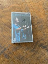SABAHAT AKKİRAZ - KAYGUSUZ - KASET (JELATİNİNDE)