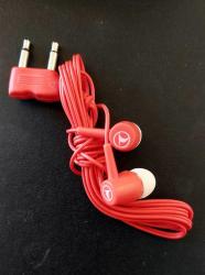 THY Logolu, Uçak Tipi Çift Girişli Kulaklık. Koleksiyonluk; Görüntü ve Ses Sistemleri İçindir. (Kırmızı-Beyaz) Ürün Sıfır-Kullanılmamış.