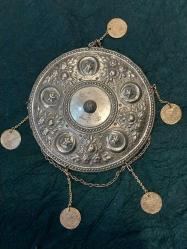 TEPELİK,  OSMANLI PENEZLİ YÖRÜK GELİN TEPELİĞİ, NADİR ÇIKAN OSMANLI AYYILDIZLI, SÜSLEMELİ TEPELİK,  DÜŞÜK AYAR GÜMÜŞ ALPAGA NADİR KOLEKSİYONLUK..13 cm.