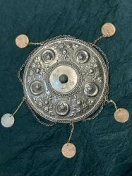 TEPELİK,  OSMANLI PENEZLİ YÖRÜK GELİN TEPELİĞİ, NADİR ÇIKAN OSMANLI AYYILDIZLI, SÜSLEMELİ TEPELİK,  DÜŞÜK AYAR GÜMÜŞ ALPAGA NADİR KOLEKSİYONLUK..13 cm.