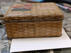 ÇY9---KENT CİKLETLERİ TENEKE KUTU