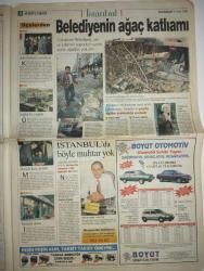 SABAH ISTANBUL GAZETESI DOĞUM GÜNÜ GAZETESI -5 Ocak 1998-Yusuf Akgün-Hıncal Uluç-Erdal Bilallar-Remzi Kalanick-Selami Uzun-Cemal Köyü-Cem Yılmaz-Gülben Ergen-II. Mahmut-Kaptan-İsmail Sivri-Filiz Güler-Ahmet Çetinsaya-Baharatçı Hamido-Seyit Uğur-Selim Kayhan-Tuncer Bitin-Tayyip Erdoğan-Büyük suçlama-Trafik levhasından kavurma saçı-El konulan otopark-Güneşin açmasını bekleyelim-Belediyenin ağaç katliamı-İstanbul’da böyle muhtar yok-Carrefour’da pide 49 bin lira-Broderi Narin 4. mağazasıyla Beylikdüzü’nde-Kaymak Mustafa Paşa Camii-Caminin inşaatı bitti Mustafa Paşa öldü-2 metrelik kebap-Derelerin ıslahı için 250 trilyon gerekiyor-Sultanahmet ışıl ışıl-Bu bina için kavga var-Kiler’de Ramazan şenliği-Türkiye’nin kaymağını İstanbul yiyor-SG karikatürü-karikatürist imzası: