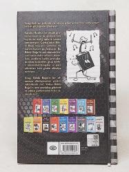 Saftirik Greg'in Günlüğü 17: Pis Kokulu Şarkılar (Ciltli) - 1. Baskı