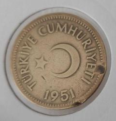 1951 PİRİNÇ 25 KURUŞ ORİJİNAL MADENİ PARA 3YYY1A ÇOK ÇOK TEMİZ EN NADİR TARİHLİSİ