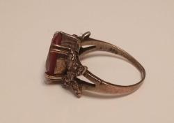 YAKUT VE PIRLANTA TAŞLI GÜMÜŞ YÜZÜK ÖLÇÜ 17