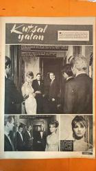 FOTOROMAN HAFTALIK MECMUA DERGİSİ SAYI: 175 - 19 EYLÜL 1967 - İNCİ ASENA - MIKE BONCORNO - ALBERTO LAZZARI - PAOLO STILLER - DONATELLA - DİNO KASTELLANO - DANYEL MONTIMER - BARBARA - DORYAN - EMILYO - RENATO - CULYANO ANGER - LIVIA - MAURO SANTANO - BRUNO - GABRIELLA - SPENCER DRYDEN - JORMA KAUKONEN - JACK CASADY - MARTY BALL - GRACE SLICK - GARRY BROOKER - BARRY WILSON - ROBIN TROWER - MATHEW FISHER - DEVE KNIGHTS - RINGO STARR - PAUL MCCARTNEY - JOHN LENNON - GEORGE HARRISON - ALDANAN GENÇLİK FOTOROMANI - KUTSAL YATAN FOTOROMANI - TELEFONDAKİ SES FOTOROMANI - JEFFERSON AIRPLANE HABERİ - PROCOL HARUM HABERİ - RINGO STARR HABERİ - UFA MARGARİNİ REKLAMI - SINGER TRİKOTAJ MAKİNESİ REKLAMI - OMO DETERJAN REKLAMI - DIANA YÜNÜ REKLAMII - 32 SAYFA