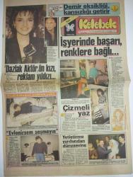 HÜRRİYET KELEBEK GAZETESİ DOĞUM GÜNÜ GAZETESİ-2 Nisan 1985-Helena Rubinstein-Victorie Brynner-Ferdi Özbeğen-Mümtaz Akkaya-Fatma Girik-Memduh Ün-Muhlisem Demirağ-Uğur Süer-Nevzat Ayfaz-Semi Elitaş-Salih Kırmızı-Gani Turanlı-Safa Önal-Zeki Alpan-Sunay Ege-Erdem Barutcu-Buğur Danacıoğlu-Tümer Akan-Mesut Çakarlı-Cemil-İffet-Cigdem-Uğur Özkan-Gülsen-Halet Rızaaki-Adile Naşit-Oktay Arayıcı-Talat Bulut-İsmet Özcan Özgür-Bülent Bilgiç-Sezen Aksu-Samim Değer-Selçuk Turanlı-Kamil Başaran-İnsaf Hanım-Sıtkı-Hülya-Karikatüristler: Semih Balcıoğlu-Hüseyin Yurttaş-İsmail Kar-Ercan Arıklı  Dazlak Aktör’ün kızı reklam yıldızı-İşyerinde başarı renklere bağlı-Ferdi Özbeğen yeşil ışık yaktı-Evlenirsem şaşmayın-Cizmeli yaz-Yetiştirme yurdundan dünyaevi-Vurun Kahpeye-MEMO-Beyaz Gece-Kaderin cilveleri-Oğlumun kısmetisin-Rumuz Goncagül-Günlük Dalga-Naber-Nolsun-Yağa zam geldi-Düzeltemem arıyorum-Köpeğinizi temizlerken-Bu adam ne yapıyor-Ördek dansından sonra şimdi de köpek dansı-BIZIMKILER-FATOŞ-COPYRIGHT H.Y