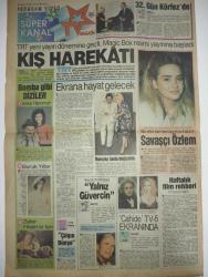 HÜRRİYET KELEBEK GAZETESİ DOĞUM GÜNÜ GAZETESİ-1 Ekim 1990-Sibel Can - Esra Eken - İsmail Uhartu - Oya Ayvazcı - Ahmet Yılmaz - Hüseyin Salman - İlyas Salman - Hüseyin Salman - Leyla İlsani - Dr. Güzin Tümen - Tarık Dursun K. - Güzin Abla - Azize Bergin - Haluk Sargın - Müjdat Kemper - Hülya Acar - Mario Petri - Sophia Loren - Reyhan Müjü - Sezai Pakbulut - Ayten Gürses - Leyla - Kerim Erdem - Charlie Sheen - Charlton Heston - Charles Bronson - Erdoğan Tokmakçıoğlu - Güzin Abla - Aziz Bengi  Çekiciliğin sırları - Saçta Diana modası - Dul kalınca şarkıcı oldu - Pakbulut güldürüsü - Müthiş sadakat - Ünlü modacı 3 kere doğmuş - Okul sırasından nikah masasına - İlyas Salman kürkçü dükkanında - Gizlilik kraliçeleri artık soyunabilecek - Sophia Loren 10 yaş gençleşti - Erik marmelatı sevenlere - Ağaçlar gibi ayakta - Bilmediği sokaklardaydı - Kortizon yan etki yapabilir - Yağlı cildimden bıktım - Elektrik çarpınca - Kış harekâtı - Ekrana hayat gelecek - Savaşçı Özlem - Bomba gibi diziler - Bu