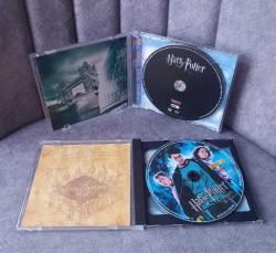 HARRY POTTER İKİ VCD FİLM BİRDEN.  1-ÖLÜM YADİGARLARI, 2-AZKABAN TUTSAĞI. KONDİSYON YÜKSEK KOLEKSİYONLUK