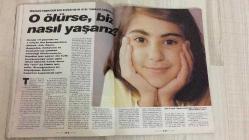 AKTÜEL  HAFTALIK HABER DERGİSİ - SAYI: 69 - 29 EKİM 4 KASIM 1992 -  TURGUT ÖZAL: MİLLİ EĞİTİM OKULLARDAN ELİNİ ÇEKSİN – TV’Lİ PEYGAMBER: İSKENDER EVRENOSOĞLU – CLINTON’LA TUVALETTE BİLE SEVİŞTİK – KELEBEK BEYAZPERDEDE UÇUYOR – PONTUS MÜSLÜMANLARI – DENİZ: ZAMANIM VE GÜCÜM AZALIYOR – DİSK’TE REPO SKANDALI – BOZKURT AZERİ’NİN İDEOLOJİK ABİSİ – PETRA KELLY: HER DEM YEŞİL KALACAK – OTOYOLDA FAST-FUCK – MATEMATİK ÖZÜRLÜ DAHİLER – BORSACILAR OKULDA – NOBEL BARIŞ ÖDÜLÜ: MENCHU’YA BASKI – DÜNYA DOKUZ DOĞURUYOR – WHITNEY HOUSTON TÜRKİYE KONSERİ İPTAL – SEBNEM DÖNMEZ İŞSİZ KALDI -  TURGUT ÖZAL – GÜLAY GÖKTÜRK – İSKENDER EVRENOSOĞLU – LALE MANSUR – GENNIFER FLOWERS – BILL CLINTON – DENİZ – FİKRİ SAĞLAR – MAHİR KAYNAK – RIGOBERTA MENCHU – PETRA KELLY – GENERAL BASTIAN – WHITNEY HOUSTON – SEBNEM DÖNMEZ – JAMIE LEE CURTIS – JANET LEIGH – TONY CURTIS – UFUK GÜLDEMİR – VICENTE MENCHU - 196  SAYFA