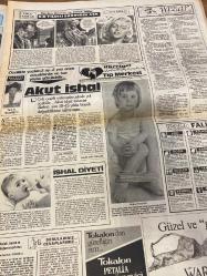 HÜRRİYET KELEBEK GAZETESİ DOĞUM GÜNÜ HEDİYESİ - 1 MAYIS 1986 -Nadja Smolik-Petra Bazel-Hülya Avşar-Ahu Tuğba-Nihal Atsız-Nihat Sami Banarlı-Gülşen Bubikoğlu-Orhan Gencebay-Tarık Tarcan-Suzan Avcı-Gamze Karakaş-Aslan Zaitu-Nur Alp-Hüri Alço-Mesut Çakar-Bekrem Işıközlü-Ebru Bualı-Nevzat Tangaz-Tarık Dursun K.-Metin Soysal-Fikret Koç-Hüsnü Canlı-Cüneyt Arkın-Gökhan Güney-Alain Delon-Nick Nolte-Eddie Murphy-Uğur Dündar-Sibel Turnagöl  Alman gelin ana kuzusudur-Bu dostluk hiç bitmesin-Aşk ve Kin-Kurtlar Tepesi-İyi Geceler Dünya-Alpago Şeytan Adamın Kralı-Yeşilçam’da faaliyet durdu-Bu ikili nefes kesiyor-Kurumuş çiçekten tablolar-Vitaminler-Tırnaklara gece ışıltısı-Leyla ile Mecnun