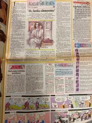 HÜRRİYET KELEBEK GAZETESİ DOĞUM GÜNÜ HEDİYESİ - 28 EYLÜL 1990 - Tarık Akan-Elizabeth-İlknur Bozkurt-Tarık Dursun K.-Sahire T.Yılmaz-Zuhal Olcay-Sibel Egemen-Aylin Livaneli-Levent Yüksel-Fatma Tokaçakaban-Nurdan Gülhan-Nurdan Tekin-Meral Konrat-Yalçın Menteş-Güzin Abla-Güzin Aksu-Mine Mutlu-Linda Kelsey-Mr. T-Cüneyt Arkın-Mahmut Cevher-Selma Güneri-Sadri Alışık-Rob-Zeynep-Buket-Suna Kan-Elizabeth Taylor-Jane Fonda-Buket Saygı-Buket Tüzüner-Leyla Poyraz-Nur Subaşı-Nur Acar-Nur Ertem-Leyla Yıldız-Leyla Aslan-Leyla Ferda-Fatoş-Çizer: Chic Young-Bizimkiler-Güngörmüşler-Dedektif Nik-Çizer: H.Y.-Ağaçlar Gibi Ayakta-Kaşıkçı’nın ihaneti-Dön döne mutluluk-İzleyicinin istekleri-Kraliçe artist oldu-Spor yapmak kansere önlem-Vogueing fırtınası-Bu kıyafeti giymek için yürek ister-Eğlence kraliçesi-Veli öğretmen diyaloğu yetersiz-Barbie bebeklerin giyim merakı-Televizyon hanımların emrinde-Başkalarına benzemek-Tv2’de operasyon-Kaderin Oyunu’nda heyecan dorukta-Kızıl Maske TV dizisi oldu-Sığ Mezar-