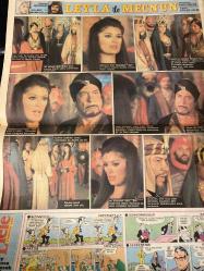 HÜRRİYET KELEBEK GAZETESİ DOĞUM GÜNÜ HEDİYESİ - 7 HAZİRAN 1986  - Uğur Dündar - Zeki Alasya - Metin Akpınar - Adile Naşit - Erol Günaydın - Erdal Özyağcılar - Merih Fırat - Yüksel Gözen - Bacyal Kent - Ayşen Gruda - Mesut Çağlar - Betsem İsközlü - Bursuk M. - Nezvat Takmaz - Şefik Döğen - Ali Poyrazoğlu - Duygu Ankara - Orhan Gencebay - Gülşen Bubikoğlu - Halit Refiğ - Fikret Koç - Arnold Roth - Chic Young  Hem dil öğreniyor hem film çekiyor - Devekuşu Bayram Günü - Kırkından Sonra - Memo - İyi Geceler Dünya - Yavru Devekuşu - Yaz Geceleri Yırtıcı Olmak Elinizde - Dondurmanın Tadını Unuttuk - Ev Kadınının Rehberi - Mutfakta Hazırlanan Takılar - Boy Aynası - Kağıt Kebabı - Günün Adamı - Leyla ile Mecnun - Bizimkiler - Copyright - Güngörmüşler - Dedektif Nik - Kayıp Kent  Devekuşu - Memo - İyi Geceler Dünya - Bizimkiler - Copyright - Güngörmüşler - Dedektif Nik - Kayıp Kent