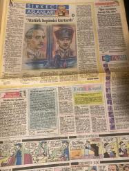 HÜRRİYET KELEBEK GAZETESİ DOĞUM GÜNÜ HEDİYESİ - 12 EKİM 1990 - Francis Warren - Anthony Yaka - Türkan Şoray - Hülya Koçak - Gökben - Ahu Tuğba - Dean Martin - Elton John - Erdoğan Tokmakçıoğlu - Dr. Gündüz Tezmen - Güzin Abla - Ahmet Özhan - Orhan Boran - Ajda Pekkan - Sibel Turnagöl - Robert Urich - Aslı Dora - Kudret Karadağ - Kenan Komşuoğlu - Çetin Alp - Sadık Şendil - Gani Turanlı - Özdemir Birsel - İpek - Bilgin - Canan - H.Y. - Kocasını tam beş kere öldürmeye teşebbüs ettikten sonra deli gibi sevdiğini anladı… - Nefretten aşka - Başkan Bush ‘suğuzoz’ muş - Avşar kızı başkaldırdı - En yakışıklı rahip - Kadına gerekli 3 vitamin - Milyonluk çılgınlık - Kan vermeyi sevmiyoruz… - Burçlardaki kişiliğimiz - Antalya çılgınları pişmanız! - Ölümün pençesinde - Alkolizm tedavisinde - İğne vurulunca bacağı felç oldu - Atatürk hepimizi kurtardı - İdealist bir öğretmen - Kendimi naza mı çekeyim? - Eğlenceye devam - Açılışı Ajda’dan - Sibel’e başrol - Herkesin zevkine göre - Dehşeti sevenlere