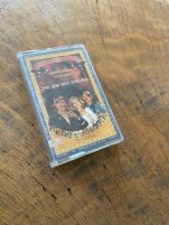 ŞANS KAPIYI KIRINCA - FİLM MÜZİKLERİ - FERHAN ŞENSOY / ASUMAN DABAK - SOUNDTRACK ALBUM - KASET