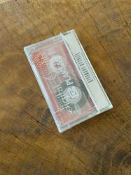 IŞIKLAR SÖNMESİN (ORIGINAL MOTION PICTURE SOUNDTRACK) - MAZLUM ÇİMEN - KASET (JELATİNİNDE)