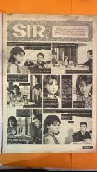 FOTOROMAN HAFTALIK MECMUA DERGİSİ SAYI: 145 - 21 ŞUBAT 1967 - SELMİN - GÜVEN ERE - HÜMEYRA AŞKIN - FÜSUN ALKAN - ROY BENNET - LENA - DANIEL SLESSINGER - MİRİNA - ANDREA - SİVORİ - BERNA - PRIYO - LİDYA - MARIANNA NEVİL - KRİS RAVENYAK - MAKS RAVENYAK - DALIAH LAVI - JULIE CHRISTI - YUL BRYNNER - ÖMER ŞERİF - STANLEY BAKER - PATRICK KERR - TERESA KERR - EMMA KERR - KIRSTEN NOFER - ELLA FITZGERALD - NILLA PIZZI - GINO LATILLA - CLAUDIO VILLA - FRANCA RAIMONDI - DOMENICO MODUGNO - SONNY AND CHER - PATRICIA CARLI - TONY CUCCHIARA - NICOLO DI BARL - NINO DE MURCIA - TONY PEPPINO GAGLIARDI - TONY VE NELLY - ERIC BURDON - MONKEES - TOM JONES - TROGGS - SEEKERS - GEORGIE FAME - MOVE - FOUR TOPS - DAVE DEE UND CO - ROLLING STONES - ROYAL GUARDSMEN - PAUL REVERE VE THE RAIDERS - MAMAS AND PAPAS - BOBBY VINTON - LOVIN’ SPOONFUL - NANCY SINATRA - JIMMY RUFFIN - GECENİN SONU FOTOROMANI - SIR FOTOROMANI - NEFRET GÜNÜ FOTOROMANI - KADER AVCILARI FOTOROMANI - SAN REMO FESTİVALİ HABERİ - MOD - 32 SAYFA