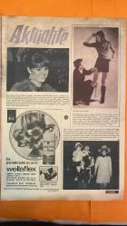 FOTOROMAN HAFTALIK MECMUA DERGİSİ SAYI: 145 - 21 ŞUBAT 1967 - SELMİN - GÜVEN ERE - HÜMEYRA AŞKIN - FÜSUN ALKAN - ROY BENNET - LENA - DANIEL SLESSINGER - MİRİNA - ANDREA - SİVORİ - BERNA - PRIYO - LİDYA - MARIANNA NEVİL - KRİS RAVENYAK - MAKS RAVENYAK - DALIAH LAVI - JULIE CHRISTI - YUL BRYNNER - ÖMER ŞERİF - STANLEY BAKER - PATRICK KERR - TERESA KERR - EMMA KERR - KIRSTEN NOFER - ELLA FITZGERALD - NILLA PIZZI - GINO LATILLA - CLAUDIO VILLA - FRANCA RAIMONDI - DOMENICO MODUGNO - SONNY AND CHER - PATRICIA CARLI - TONY CUCCHIARA - NICOLO DI BARL - NINO DE MURCIA - TONY PEPPINO GAGLIARDI - TONY VE NELLY - ERIC BURDON - MONKEES - TOM JONES - TROGGS - SEEKERS - GEORGIE FAME - MOVE - FOUR TOPS - DAVE DEE UND CO - ROLLING STONES - ROYAL GUARDSMEN - PAUL REVERE VE THE RAIDERS - MAMAS AND PAPAS - BOBBY VINTON - LOVIN’ SPOONFUL - NANCY SINATRA - JIMMY RUFFIN - GECENİN SONU FOTOROMANI - SIR FOTOROMANI - NEFRET GÜNÜ FOTOROMANI - KADER AVCILARI FOTOROMANI - SAN REMO FESTİVALİ HABERİ - MOD - 32 SAYFA