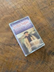 CENGİZ ÖZKAN - KIRMIZI BUĞDAY - KASET