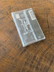 METİN AROLAT - YİNE BİR BAŞIMA - KASET (JELATİNİNDE)