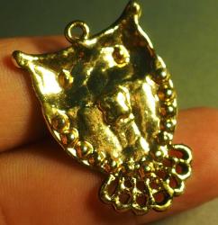 BAYKUŞ TAŞLI KOLYE