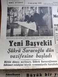 Cumhuriyet Gazetesi - 11 Temmuz 1942 - Amerikanın Avrupa'ya dair bilgisi Cumhuriyet Başmakale - Ankara'da hazin bir tören Refik Saydam'ın cenazesi fotoğraf - Aziz milli şefimiz İsmet İnönü Refik Saydam'ın cenazesinde fotoğraf - yeni başvekil Şükrü Saraçoğlu dün vazifesine başladı - Şükrü Saraçoğlu bekletileni bir tetkik esnasında fotoğraf - Unkapanı civarında çıkan yangında 24 ev 1 dükkan tamamen 6 evde kısmen yandı fotoğraf - Sovyet harp tebliği rossos şehri tahliye edildi - Alman harp tebliği geniş bir cephede kaçan düşman takip ediliyor - Dr Refik Saydam'ın vefasız dolayısıyla bütün dünya basını teessürümüze iştirak ediyor - merhum başvekil Refik Saydam'ın tabutu hususi trenden indiriliyor fotoğraf - Askeri Vaziyet Yazan Emekli General H. Emir Erkilet Yazı Dizisi - Müzeyyen Senar Cağaloğlu Çiftesaraylar bahçesinde - Bursa çekirge'de Ada Palas Oteli - Zati Sungur Kadıköy Opera sinemasında - Ülker fırtınası yazan Safiye Erol - Yağ Babındadır Yazan Burhan Felek - Bugünkü Radyo Programı