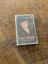 ZEKİ ERDEM - SEVMEK YÜREK İSTER - KASET (JELATİNİNDE)