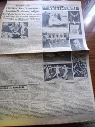 Cumhuriyet Gazetesi - 13 Şubat 1939 - büyük düello yazan Yunus Nadi Başmakale - Galatasaray Beykoz'la berabere kaldı Fotoğrafı - Fenerbahçe 14 Topkapı 0 - Beşiktaş Hilal'i 6 0 yendi - Frankist tayyarelerinin faaliyeti Valencia dün 5 defa bombardıman edildi - Japon tayyarelerinin Çin'de yaptığı tahribat 35.157 kişi öldü fotoğraf - Cumhurreisi İsmet İnönü'nün Çankaya'da yüksek devlet memurlarına verdiği çay ziyafeti fotoğraf - çukurova'yı selden kurtaracak fenni tesisat - Tarihte büyük deniz muharebeleri nakleden Abidin Daver Yazı Dizisi - Roosevelt Avrupa'ya davet edildi mi - Almanya 35 Bin tonluk bir gemiyi denize indiriyor - küçük hikaye insanlar böyledir işte yazan Cahit Sıtkı Tarancı - Drothea Wieck Yeni Bir Film Çeviriyor - Ateş çemberi filmi başrolde Henry Fonda Yarın akşam İpek sinemasında - bu akşamki radyo programı - kemanın mucidi meşhur amati ailesine ait vesikalar bulundu - Soma'da yapılan deve güreşleri - Filistin konferansları Londra'da devam ediyor - Mercedes Benz