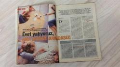 YENİ AKTÜEL  HAFTALIK HABER DERGİSİ - SAYI:33 - 23ŞUBAT - 1MART - 2006 - YEŞİL HAYATTA, KIRMIZI PASAPORTLU VE GRİ MERCEDESLİ – ÖMÜR TESTİ: YAŞAMI UZATAN CEVAP ANAHTARI – KAPKAC BORSASI: BAŞPARMAĞI KESİLEN ÇOCUKLAR – ORDU’YA KORKU SALAN CANAVAR – TSK’NIN AVRUPA YÜRÜYÜŞÜ – NÜKLEER BAŞLIKLI KIZLAR – BAŞKA BİR İRAN – AGCA İTİBARLARINI SARSTI – AŞK YOK, ŞOKE VAR – MAHPUS RADYOSUNUN SESİ – 50 YIL ÖNCEYDİ: ADALET CİMCOZ’UN FOTOĞRAF ALBÜMÜ – ARTIK YALNIZ YÜRÜMEYECEK: ROBBIE FOWLER – COLDPLAY’E BENZETİLEN “NEM” – NEREDE O ESKİ İSTANBUL – KEDİ DAVASI DÜŞTÜ – BİR MASAL TATLISI: AŞURE – SEYLERİN OTOPSİSİ – ÇÖZEMEDİM: HANDE ATAİZİ’NİN İDDİALI SÖZÜ – CEM YILMAZ’IN İSİM HAKKI – BIGUDİ TARİHİ – SPIDERMAN’İN GÜNAHI NE – HER HAFTA: SUDOKU, BULMACA, ASTROLOJİ, AJANDA – AMERİKALI GÖZÜYLE TÜRKİYE – TARİHİ BALIKÇIYI – GENÇ OSMAN – ŞEHİR IŞIKLARI – TREND KOÇU – TEST – MEDYATEK – GEÇMİŞ GÜNLER – GEÇMEMİŞ GÜNDEMLER – GEÇEN HAFTA – AJANDA – KÜLTÜR-SANAT -  SİNAN YERLİKAYA – MAHMUT YILDIRIM – KEMAL -  98  SAYFA