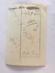 OYA PERİ'NİN ORİJİNAL 2'Lİ FOTOĞRAF SETİ - 18 x 12 cm EBADINDA - OYA PERİ BAHÇE KENARINDA POZ VERİRKEN ÇEKİLMİŞ 2 FARKLI KARE