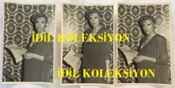 OYA PERİ'NİN ORİJİNAL 3'LÜ FOTOĞRAF SETİ - 18 x 12 cm EBADINDA - OYA PERİ, MİLLETVEKİLİ SABRİ IRMAK HAKKINDA BABALIK DAVASI AÇTIĞINA DAİR BELGESİNİ GÖSTERİRKEN ÇEKİLMİŞ 3 FARKLI KARE, 9 NİSAN 1984