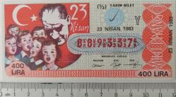 MİLLİ PİYANGO YARIM BİLET 23 NİSAN 1983 TARİHLİ ATATÜRK VE ÇOCUKLAR TEMALI Y HARFİ 889337 NUMARALI ÇOK NADİR