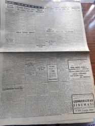 Cumhuriyet Gazetesi - 18 Eylül 1949 - Dünya döner mi yazan Nadir Nadi Başmakale - Atlantik paktına dair ilk askeri kararlar - Sabahattin Ali davasında dünkü yeni safha - Sabahattin Ali davası şahitlerinden yankesici Ahmet Çatalcalı fotoğraf - İsmet İnönü Hilmi Ural ve Nihat Erim ile görüştü - Gandhi'nin manevi kızı Agarwal İstanbul'da fotoğraf - bir İngiliz gazetesine göre Tito Stalinin davetini reddetti - Tophane Karadeniz seferini yapan Cumhuriyet vapuruna yolcular hücum ettiler - 1949 50 umumi ithalat rejimi - fenerbahçe Demirspor'u 6 1 Yendi - Galatasaray 2 Altay 0 - haftanın şakaları yazan Burhan Felek - diploma yazan Falih Rıfkı Atay  - Asya ateşler içinde filmi şark sinemasında - Turgut Reis yazan Halikarnas balıkçısı yazı dizisi - Amerika'nın 1949 güzelleri fotoğraf - İstanbul Ankara Radyosu programı - boğaziçinin bazı binalarında geçmiş meşhur vakalar yazan Haluk Yusuf Şehsuvaroğlu - Dünyada neler oluyor - Müzeyyen Senar Işıl Sabite Tur Cağaloğlu Çiftesaraylar bahçesinde