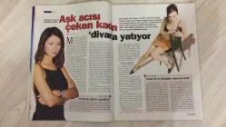 AKTÜEL HAFTALIK HABER DERGİSİ - SAYI:524 - 2-8 AĞUSTOS - 2001 -   AŞK ACISI ÇEKEN ÜNLÜLER PSİKOLOĞA KOŞUYOR – KANAL D GÜZELLERİ – PLAJ GEYİKLERİ – KINALIADA PARTİSİ – ELITE MODEL BİRİNCİSİ METİN AROLAT – TÜRKİYE’NİN ABD VE AB’YE ALTERNATİFİ: ŞANGAY BEŞLİSİ – “ERKEN KADINLAR”: TÜRKİYE’DE BEKÂRET YAŞI DÜŞÜYOR – CİNSELLİKTE ERGENLİK KRİZİ – KÜRTAJ VE ERKEN CİNSELLİĞİN FİZYOLOJİK ETKİLERİ – AHMET ALTAN’DAN AVRUPA İNSAN HAKLARI MAHKEMESİ YORUMU – G-8 ZİRVESİNDE TÜRK GÖZLEMCİ: “YÜZ METRE ÖNÜMDE CAN VERDİ” – KEMAL SUNAL BELGESELİ – DEVLET TİYATROSUNDA TACİZ İDDİASI – TARKAN’I YÖNETMENİ ANLATIYOR – BİLGİ ÜNİVERSİTESİ DOSYASI: “DAHA İLERİYE” – “ONLAR HAYATA HAZIR” – “ÖNCE EĞİTİM” -  KAYA ÇİLİNGİROĞLU – YASEMİN DALKILIÇ – METİN AROLAT – SERDAR TURGUT – SİNAN HINCAL – AHMET ALTAN – SELÇUK EREZ – FERDA BALANCAR – METİN KALKAN – İREM ALMAÇ – PINAR TOKUR – SEDA UZUN – YAPRAK BA – PELİN – FERAH TUNA – KEMAL SUNAL – TARKAN 114    SAYFA