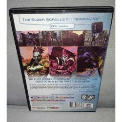 Pc oyun the elder scrolls 3 morrowind Game of the year edition. Bloodmoon ve Tribunal expansion pack / genişleme paketi içerir. Orijinal, 4 disk. Kutudaki disk 10 üzerinden 8.5, zarftaki diskler 10 üzerinden 10 tertemiz. Koleksiyonluk