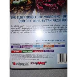 Pc oyun the elder scrolls 3 morrowind Game of the year edition. Bloodmoon ve Tribunal expansion pack / genişleme paketi içerir. Orijinal, 4 disk. Kutudaki disk 10 üzerinden 8.5, zarftaki diskler 10 üzerinden 10 tertemiz. Koleksiyonluk