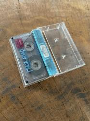HÜLYA AVŞAR - YARASI SAKLIM - KASET