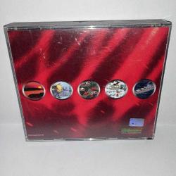 Pc oyun Command Conquer Red Alert complete with counterstrike & the aftermath. NADİR çıkar.Orijinal. Koleksiyonluk. 4 disk. Diskler 10 üzerinden 9-9.5 Ön kapağın sol alt köşesinde kullanımı etkilemeyen kırık var. Allies, Soviet, counterstrike, the aftermath.