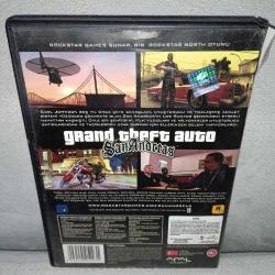 Pc oyun GTA San Andreas. orijinal, kitapçıklı. Disk 10 üzerinden 7.5 Kutu ve coverdaki yıpranmalar fotoğraflandırılmıştır.