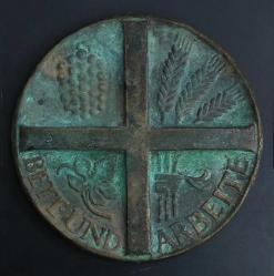 Almanya, Dini Kullanım (Dua Et ve Çalış) Amaçlı Üretilmiş Hatıra Madalyon. Hristiyanlıkla İlgili Almanca Dua Söz'leri Mevcuttur. Bronz (Büyük Boy/10.5 cm) Çok Nadir.